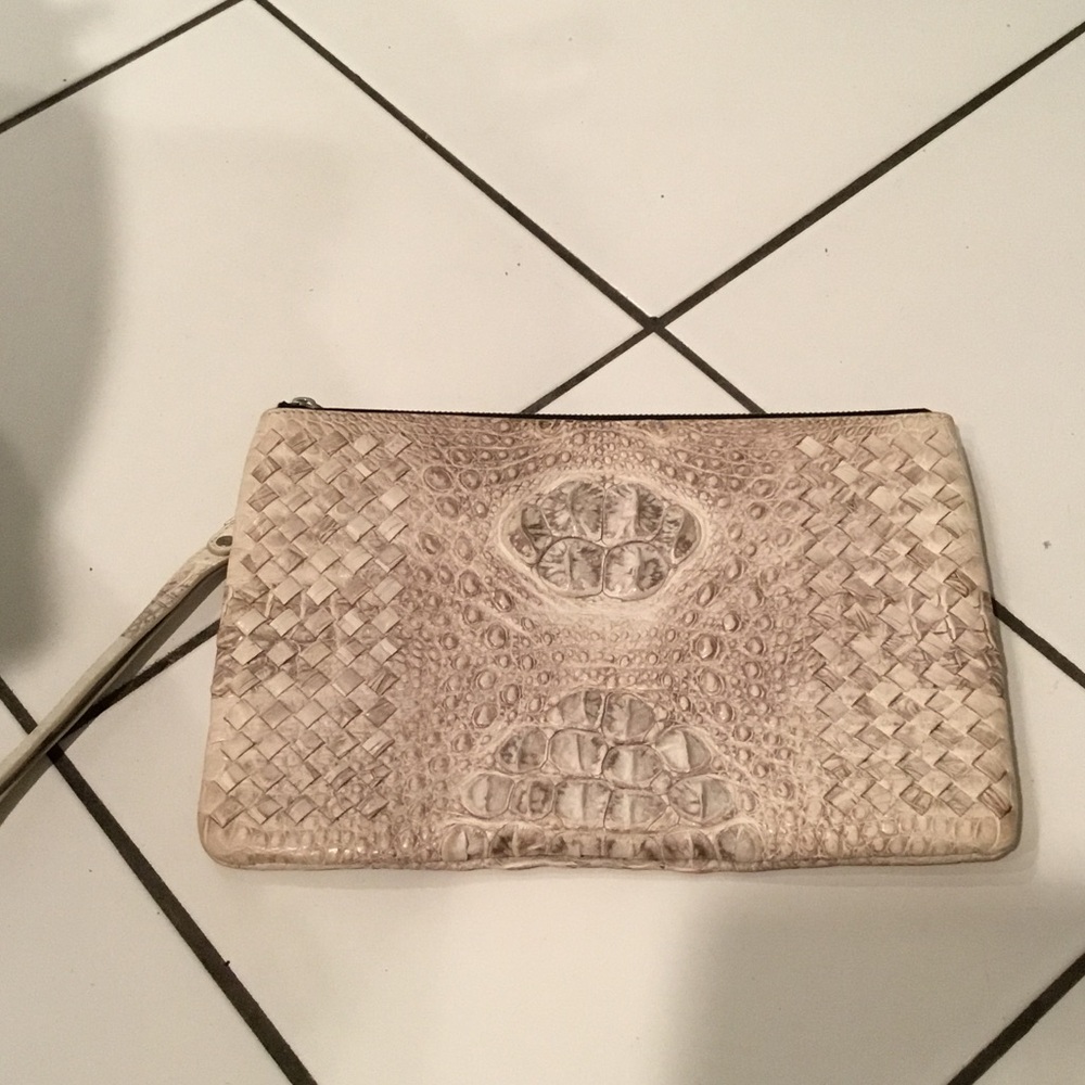 Elegant Textured Cream Clutch